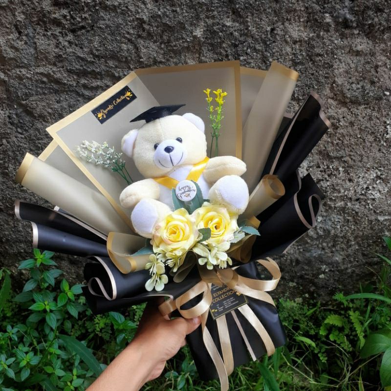 

Buket Boneka wisuda hitam gold graduation bouquet bandung murah