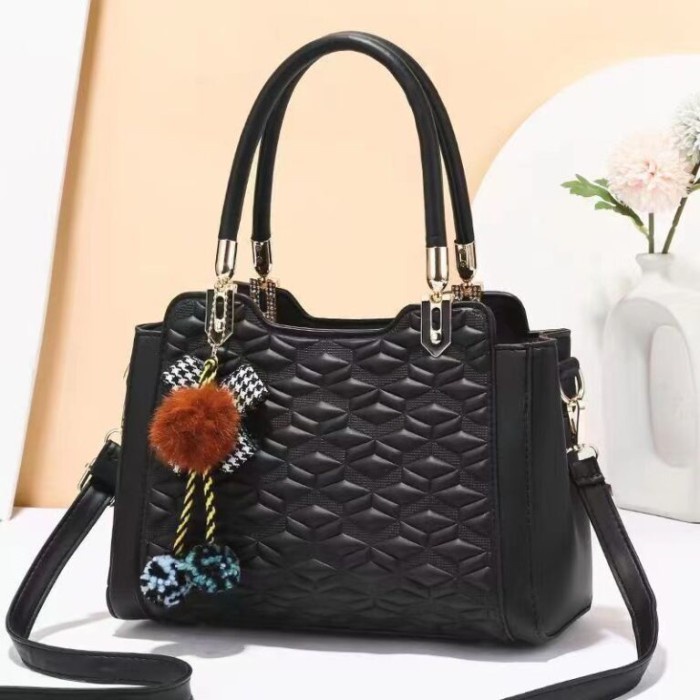 Tas Wanita Import Tas Selempang Ibu Kondangan Elegan Handbag Slempang - Black