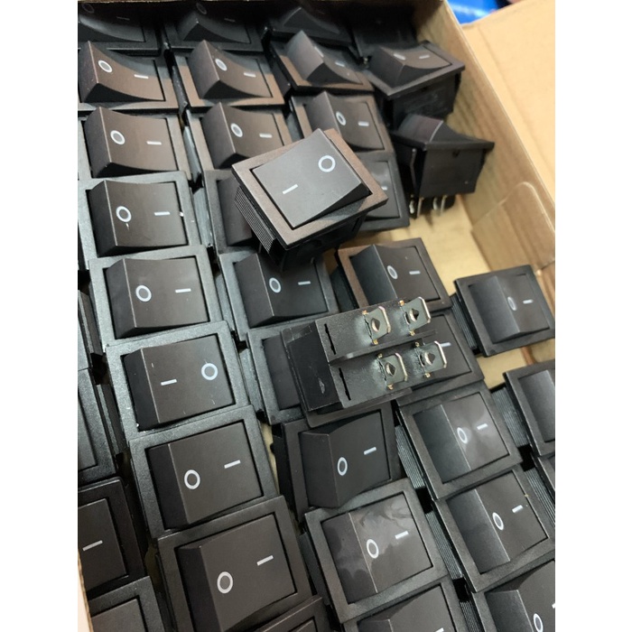 Saklar 4pin on off Hitam besar power switch roker switch biasa. Saklar 4pin on off