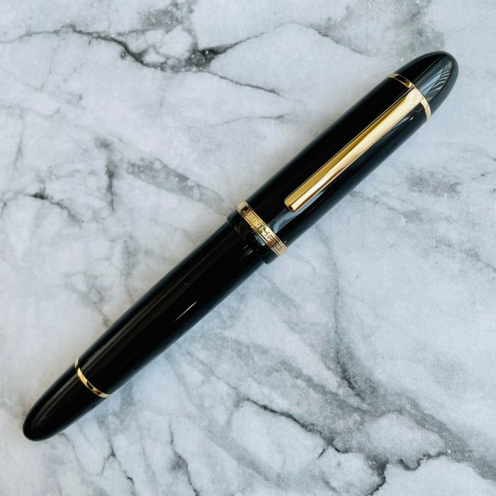 

Terbaru-Cod JINHAO Typ X159 Oversize Fountain Pen - Black GT, Extra Fine 0.38
