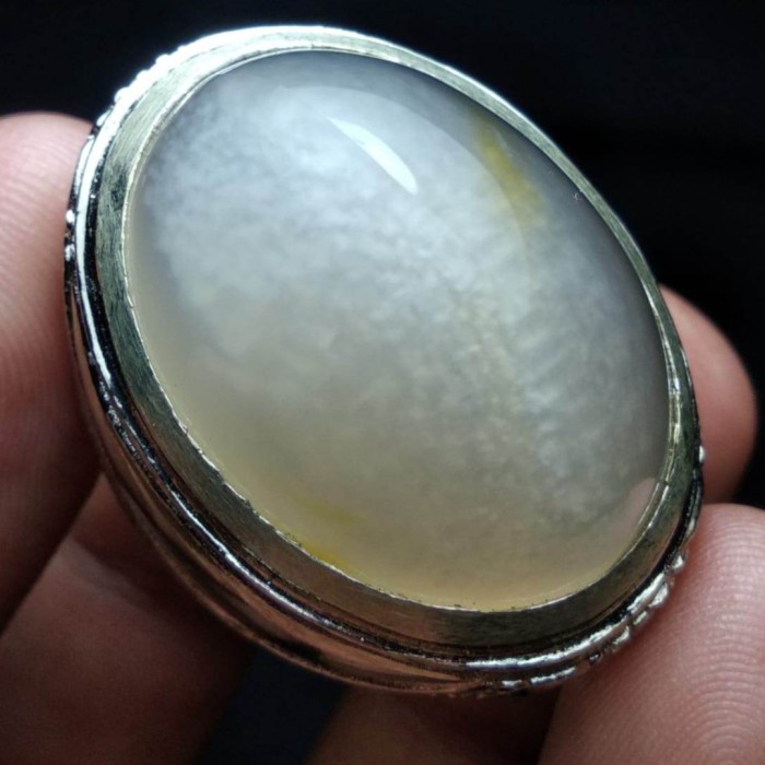 Cincin Batu Akik Pandan Semu Nanas Kapas Sutra Merah Lumut Oli Antik17