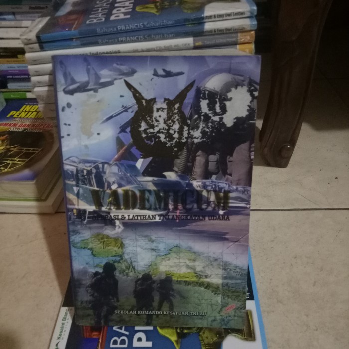 ORI BUKU VADEMICUM OPERASI & LATIHAN TNI AU