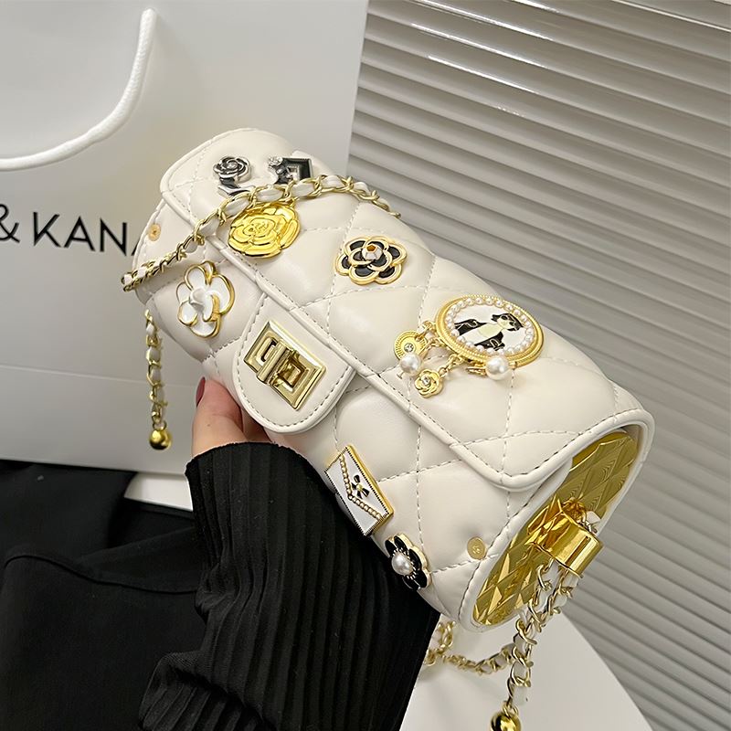 Summer Retro Small Bag Women's 2024 New Fashion Women's Bag Versatile Chain Bag