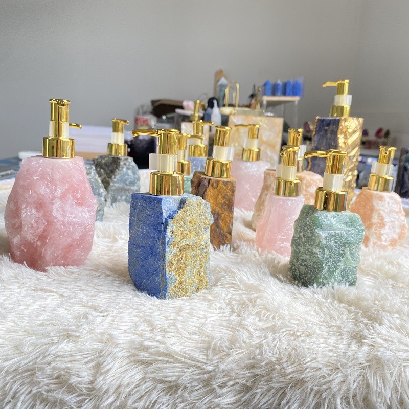 

Natural powder crystal stone pressing bottle high-end jade natural shape packaging shower gel pressing bottle Valentine's Day