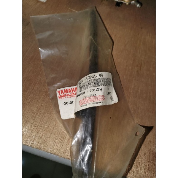 guide stoper 1 5CA-E2231 yamaha majesty majesti 125 yp125 lidah plastik stopper rantai kamprat ori