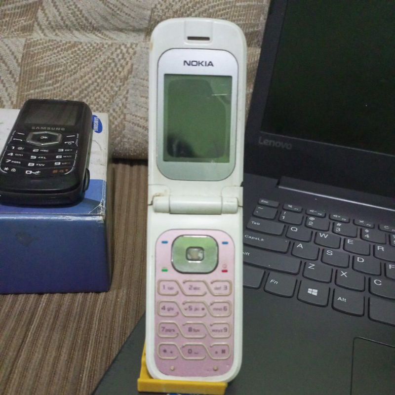 HP NOKIA 1205 CDMA FLIP