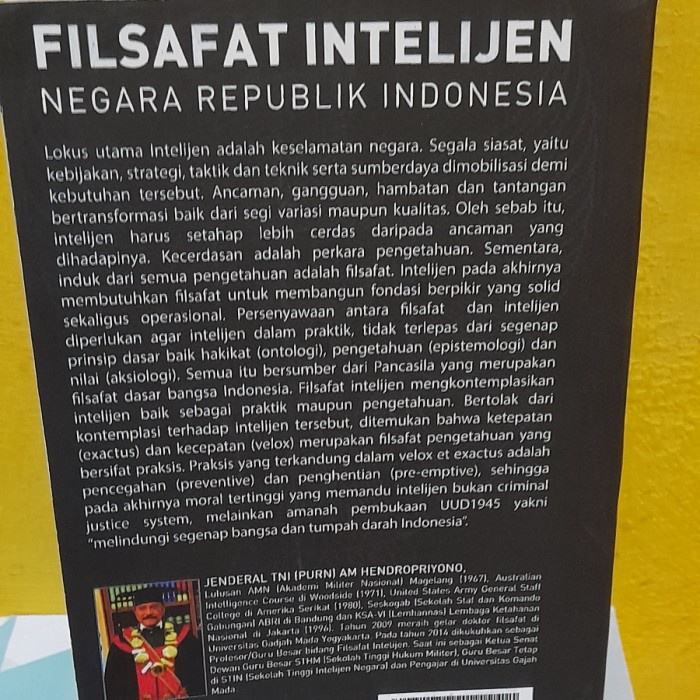 Terlaris ✨ - buku filsafat intelijen negara republik indonesia by Hendropriyono