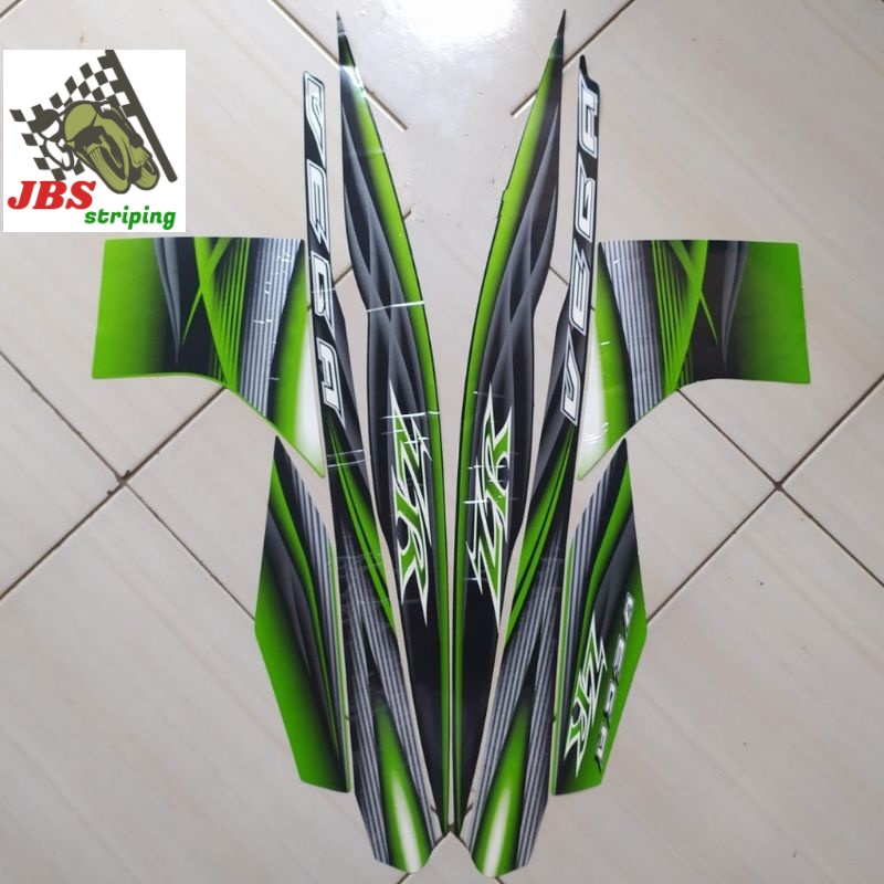 striping vega zr stiker yamaha vega zr thn 2012 2013 hijau hitam lis body vega