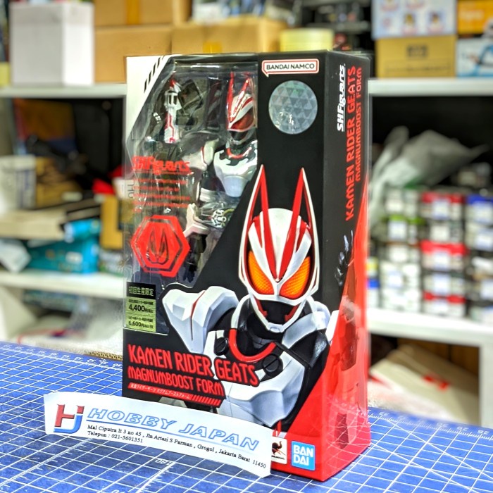 SHF Kamen Rider Geats Magnum Boost Form