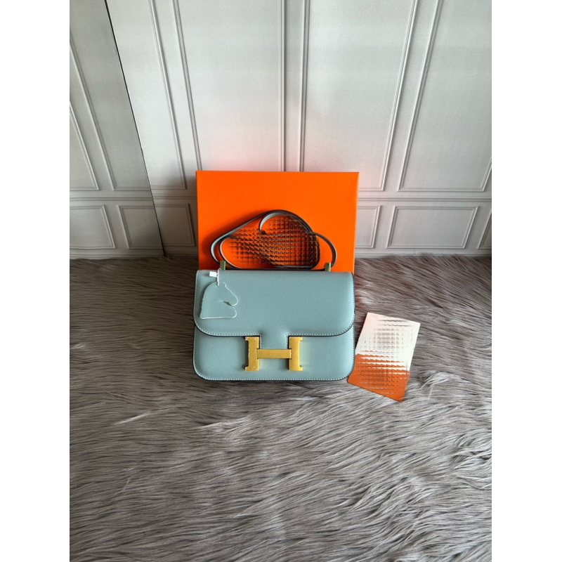 LUXURIOUS HM Cnstnce Epsom #023