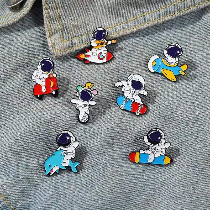 

Astronaut Enamel Pins Children's Skateboard Pencil Rocket Whale Brooches Clothes Cowboy Bag Holiday Gift Shoe Bag Badge Custom