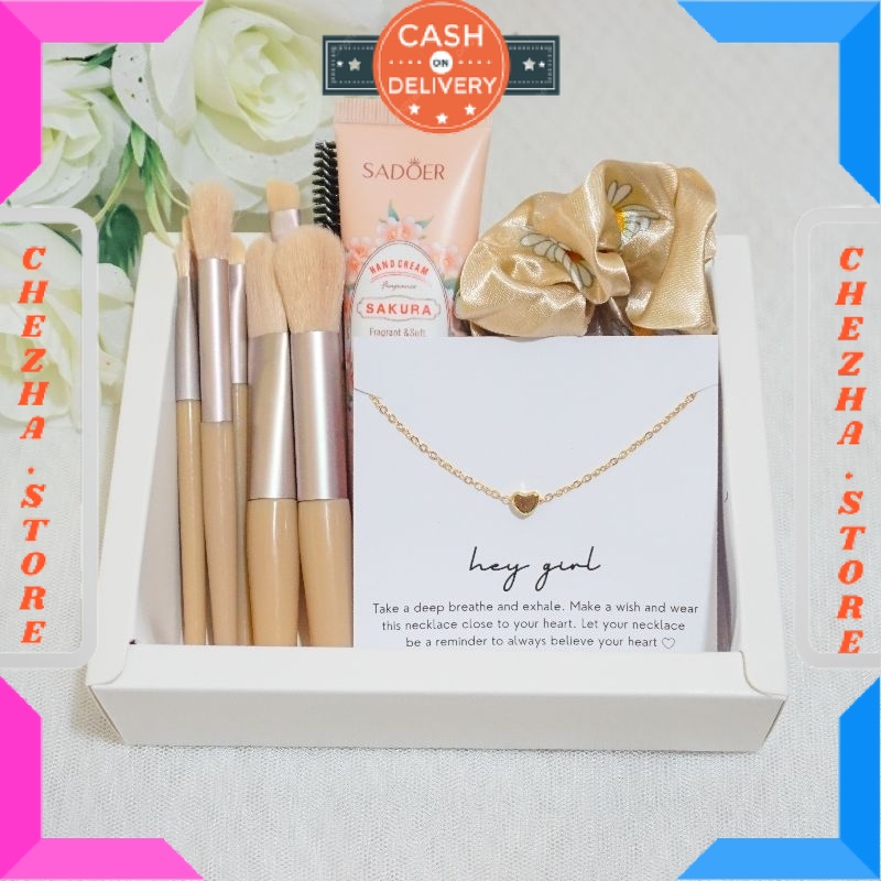 

BINGKISAN KADO ULTAH PASANGAN PACAR ISTRI MANTAN ISIAN MINI DAN BESAR / hampers cute/ kado bridesmaid/ gift box ultah cewek/ kado ala korean/ kado girlfriend/ hampers summer vibes korea/ kalung korea/ kado wisuda / BONUS GIFT CRAD UCAPAN