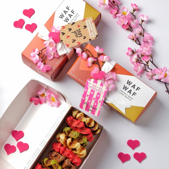 

WAFWAF Valentine Hampers