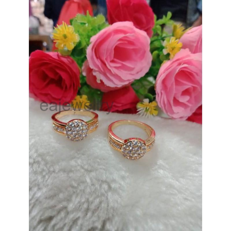 Model cincin emas wanita terbaru 2023 mewah simple perhiasan titanium