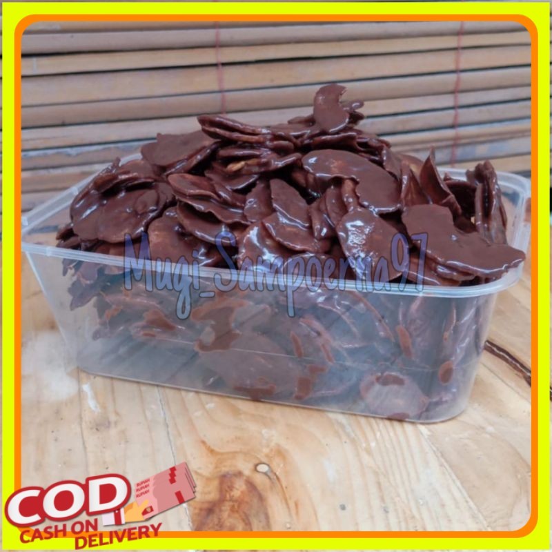 

KERIPIK PISANG COKLAT LUMER / KERIPIK PISANG LUMER 1 KG