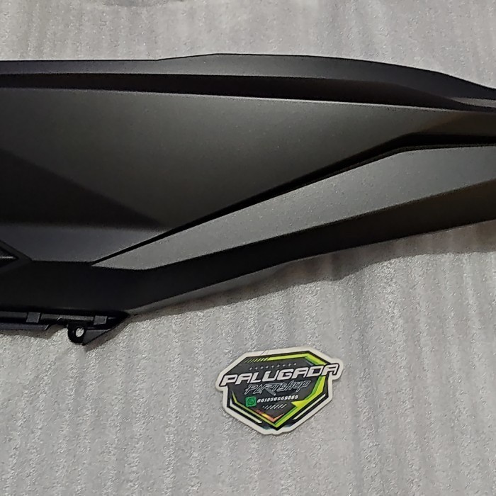 [BISA COD] cover body kiri vario 125 150 led old k59. hitam doff original