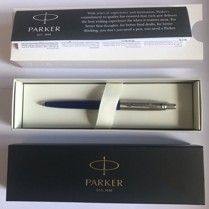 

Terbaru- Pulpen Parker Jotter Ballpoint SPC Biru Crome Trim ( Klip silver )
