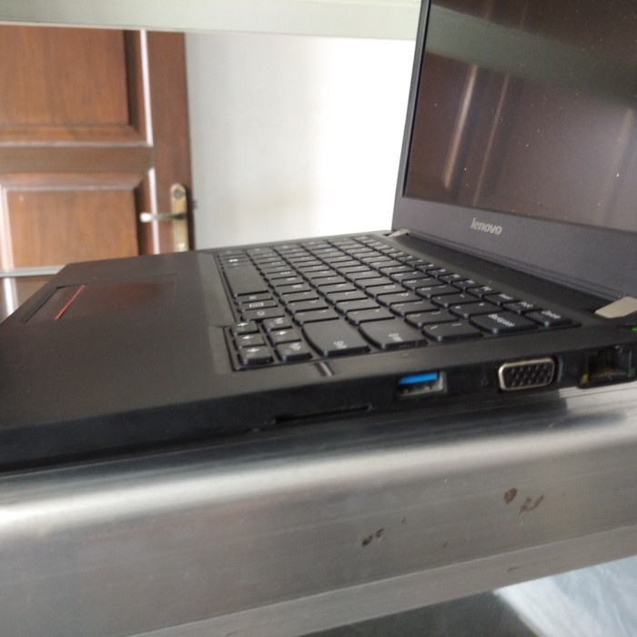 laptop bekas lenovo K20 core i3 gen5 ssd 120gb