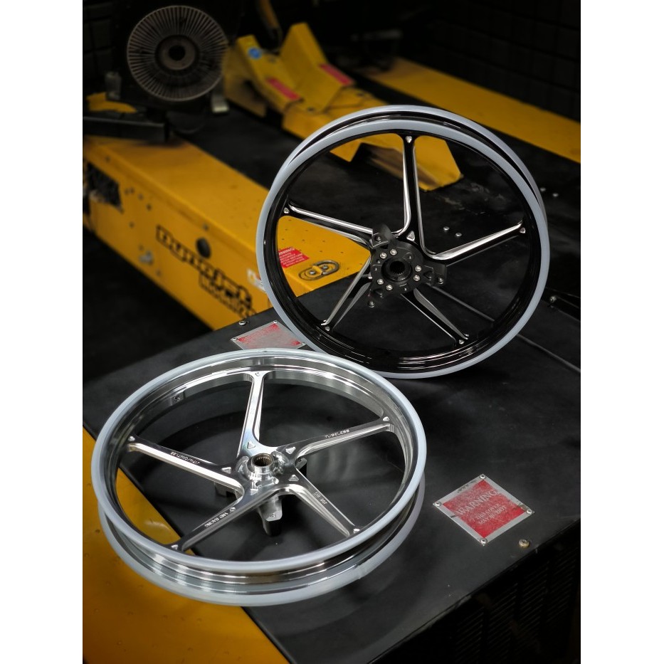 VELG MOTOR VELG VND AK 55 RING 17 NEW NMAX BLACK , TITANNIUM ORIGINAL PRODUCK