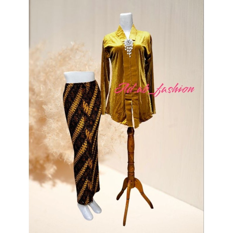 Kebaya SET KEBAYA BLUDRU KARTINI+ROK PLIKSET