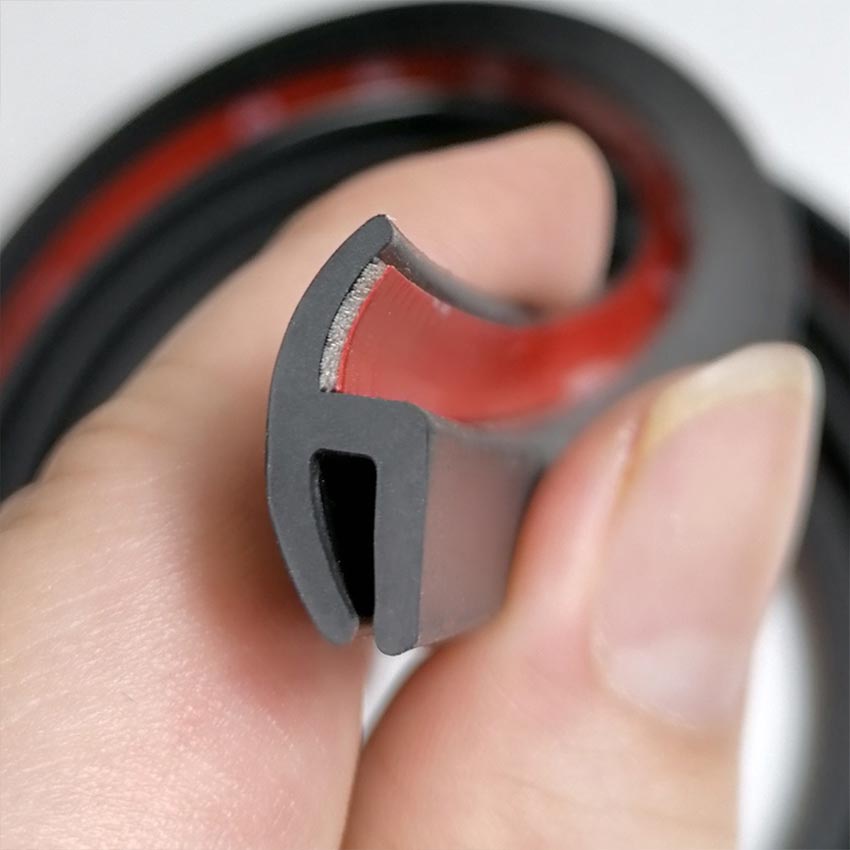 2M Seal Strip Karet Kaca Depan Mobil U Shape Pelindung Lis Karet Kaca Mobil Universal AST