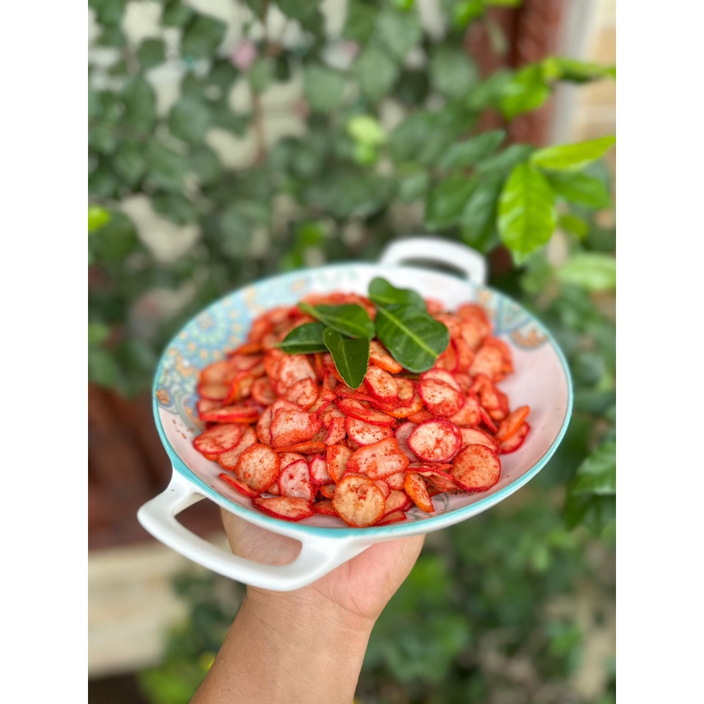 

KERUPUK / KRUPUK SEBLAK RASA PEDAS 1 KG / SEBLAK KRITING / SEBRING / TERLARIS / KILOAN (1kg)