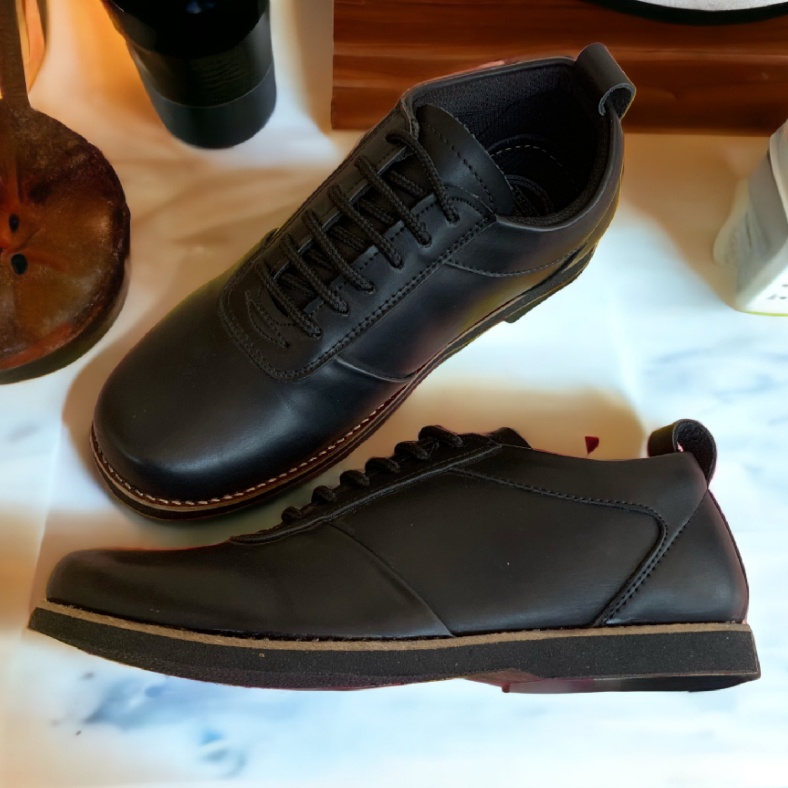 EDI77 - KICK EIGHT EAGLE - Sepatu Pria Casual Kulit Sapi Asli Original Branded Warna Hitam Coklat / 