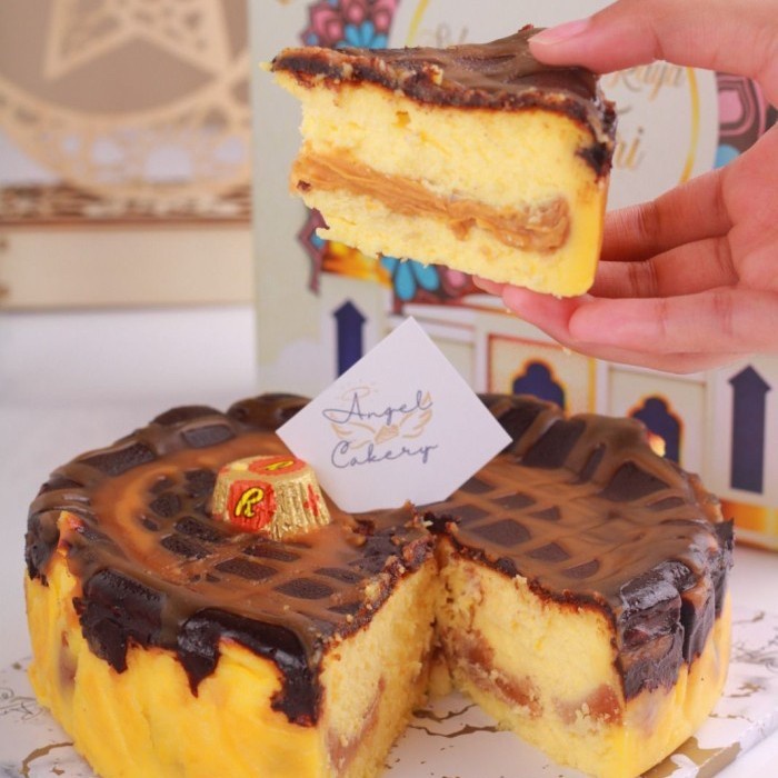 

BEST SELLER- Basque Burnt Cheesecake rasa REESE'S - 12cm