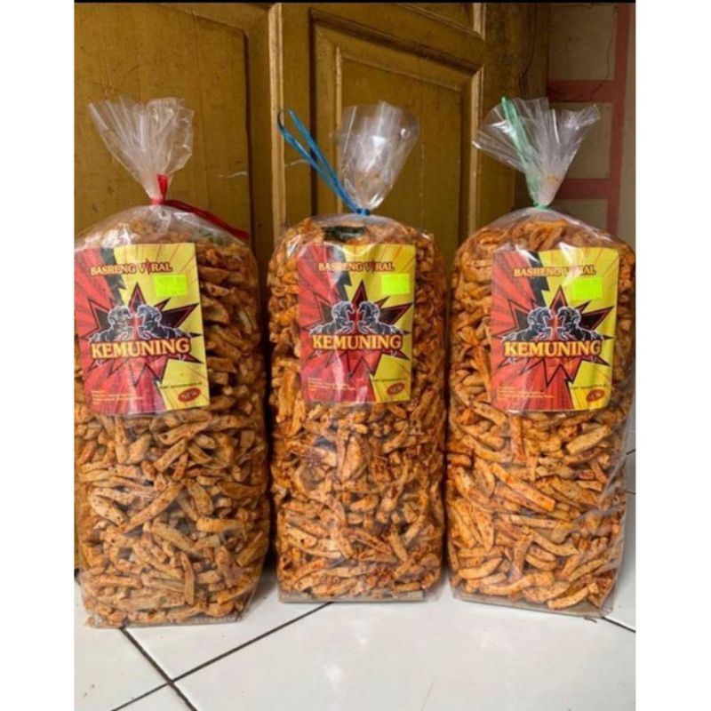 

( 1 ball isi 1.8 kg) Basreng Kemuning Pedas Daun Jeruk Ball isi 1.8 kg/ Basreng Viral Enak