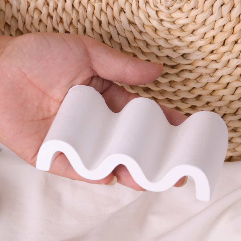 

DIY Novel Wavy Cement Tray Mold Silicone Pen Holder Ring Earring Display Pallet Handicrafts Maker Tool for Home Soap Tray