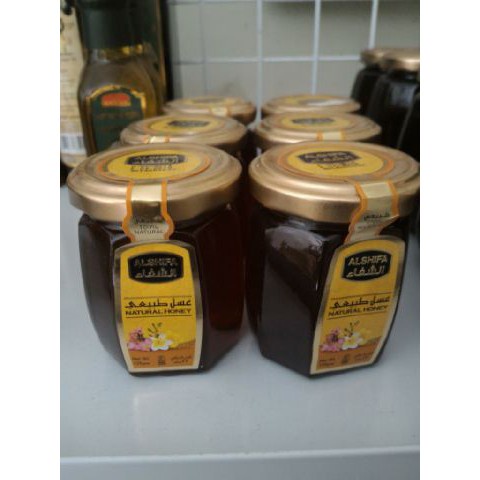 

Sandal Wanita Berdesain