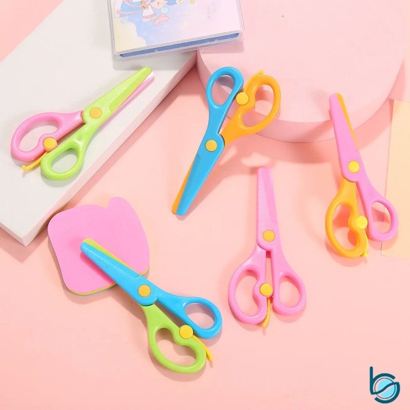 

Gunting Anak Aman/Gunting Pengaman Anak Lucu Warna Macaron/Gunting Mini/Gunting Kertas - Best Stationary