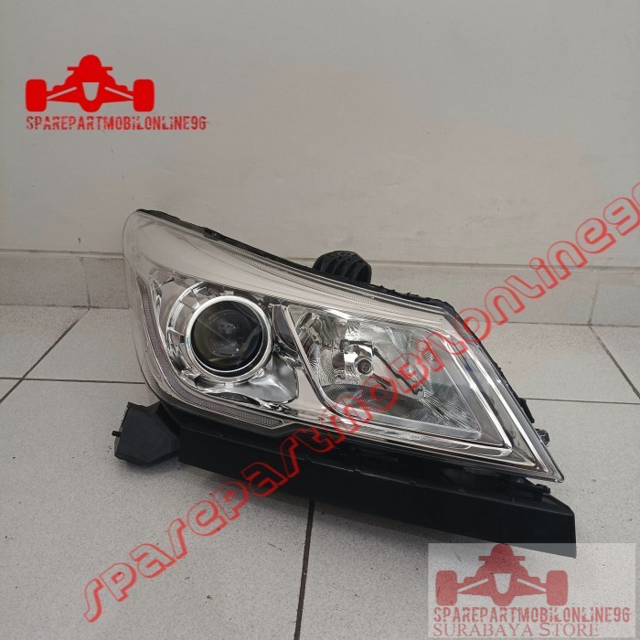Head Lamp Lampu Depan Wuling Cortez OEM