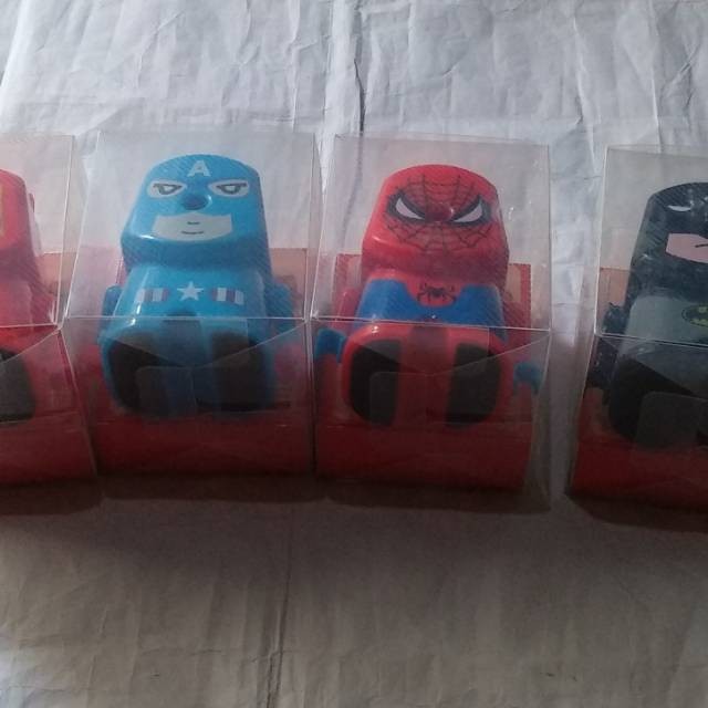 

RAUTAN PUTAR KARAKTER SUPERHERO