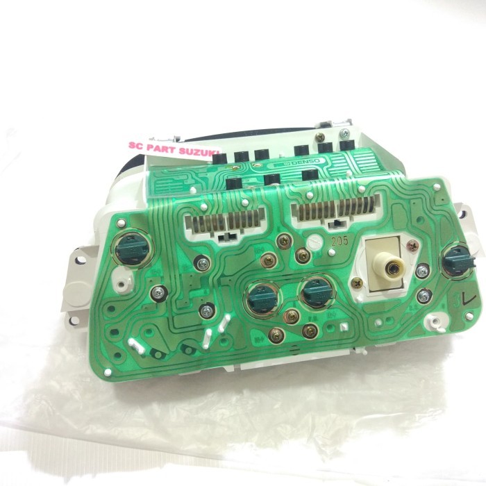 speedometer assy suzuki vitara escudo.
