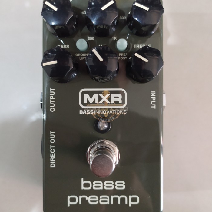 MXR M81 Bass Preamp Guitar Effects Pedal