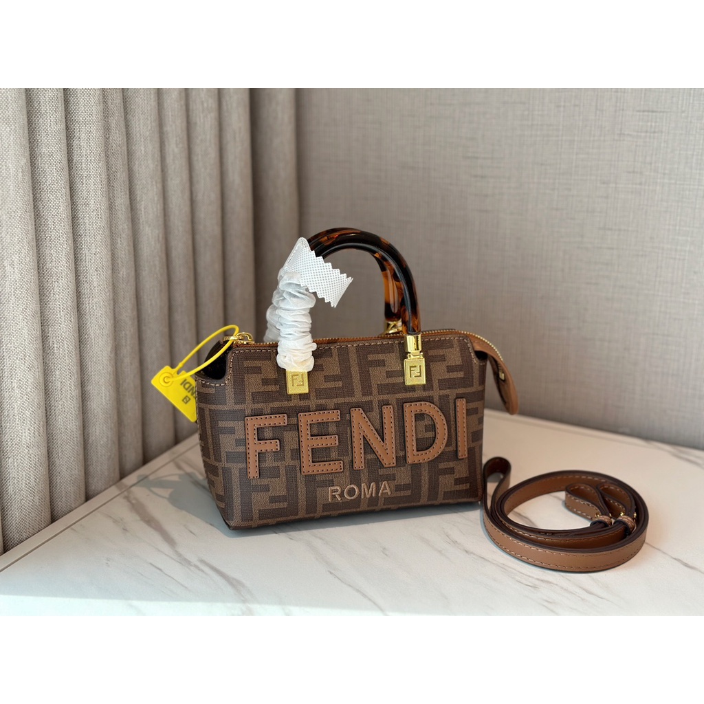 (Original) 2023 New Fendi F- New Mini Tote Tote Women's Crossbody Bag（with Box）