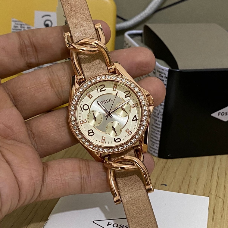 【COD】 F0SSIL Es3466 Rileyy Multifunctionn Rose-Tone & Sand Leather Watch