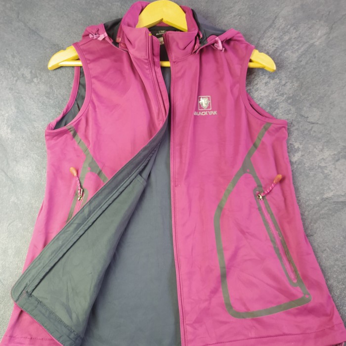 VEST ROMPI SPORT OUTDOOR WANITA WARNA PURPLE BRAND BLACK YAK SIZE S