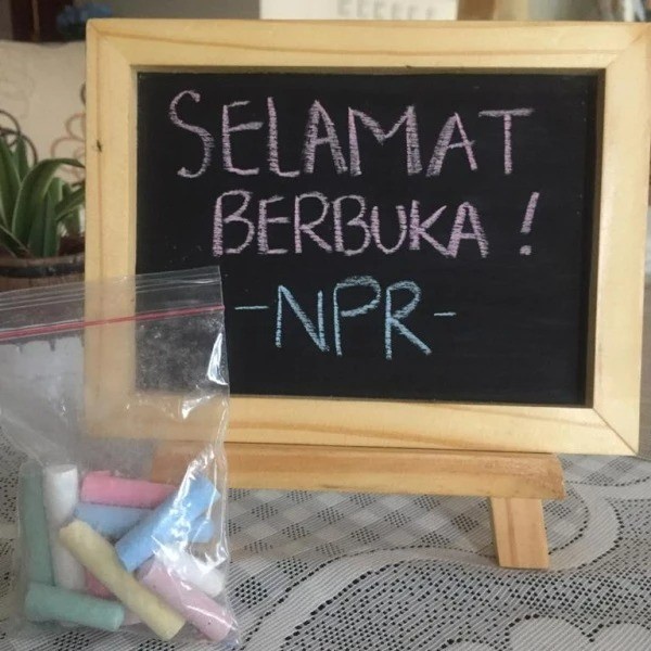 

Standing mini chalkboard 15x20cm papan kapur kecil blackboard