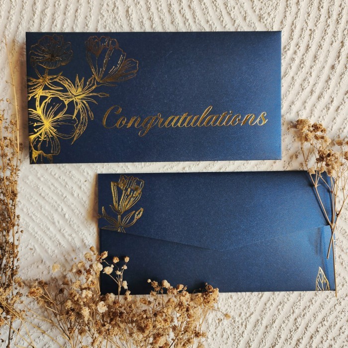

Amplop Uang Horizontal Besar 9.5x18.5cm Happy Wedding Congratulations / Angpao Selamat Bahan Fancy Jasmine / Angpau Wedding / Angpau Congratulations (Isi 10 pcs) - Congratulations, Red Matador