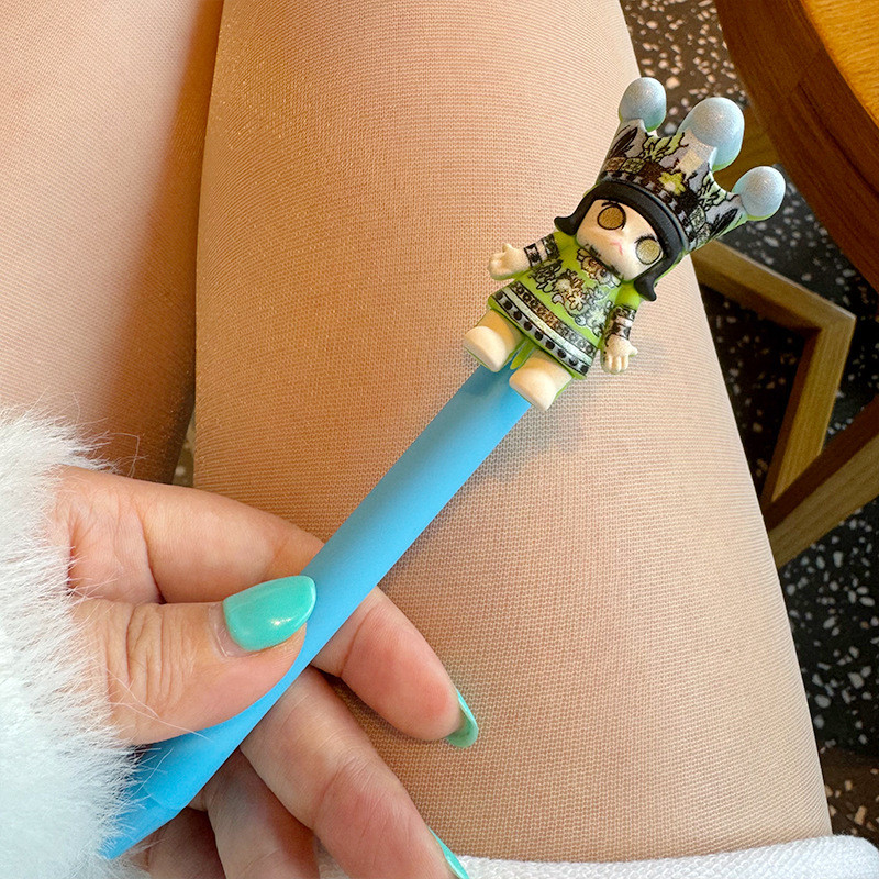 

Pulpen Popmart Karakter Queen Molly Lucu Pen Alat Tulis Anak