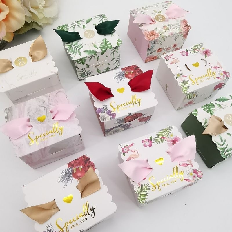 

J - SMALL LUCKY - BOX SEGI KOTAK PERMEN KADO COKLAT SOUVENIR MINI ULANG TAHUN WEDDING