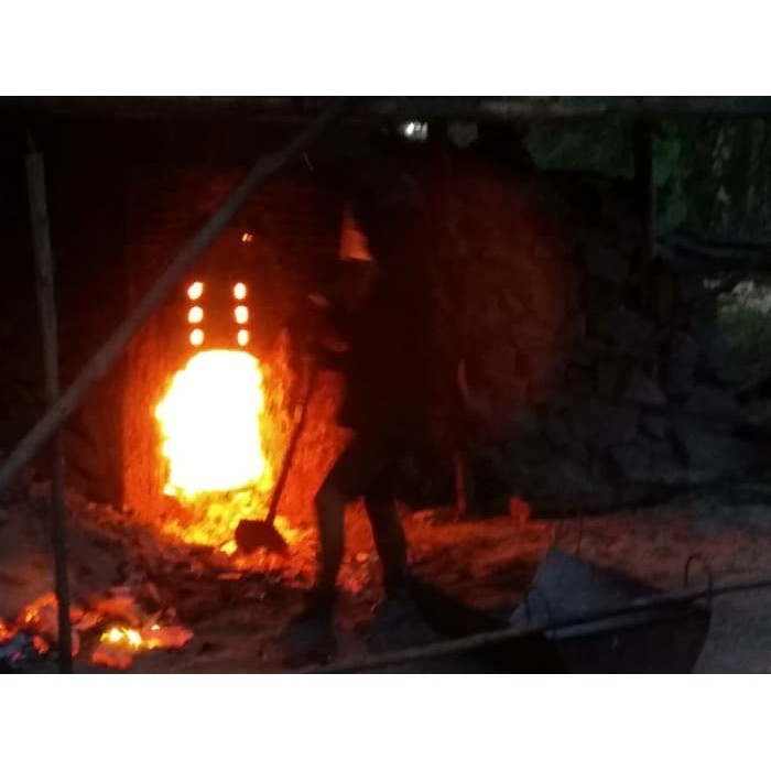 

Arang Briket /Arang Putih / White Charcoal / BInchotan Kualitas Ekspor