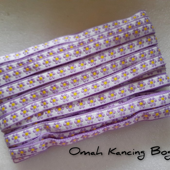 Ungu Muda | Renda Pita Motif Bunga Bintik Lebar 1cm | Renda Kain