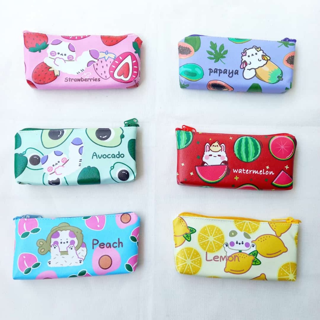 

Ecer Kotak Pensil Karakter Tempat Pensil Ukuran Medium Motif Fruity Bear