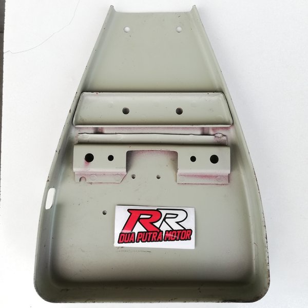 besi plat tatakan dudukan jok depan original ori vespa px ps pxe 150 px150 p150x exlusive exclusive 