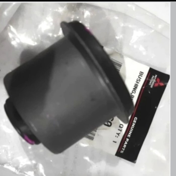 Bushing arm atas pajero v43 v6 3000cc bensin