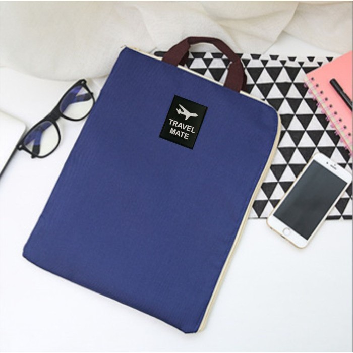 

Kantong/Map A4/ Tas Laptop Kain It's My Favourite One Dengan Tali A644 - Navy