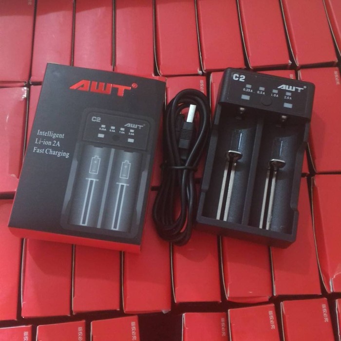 Charger vape AWT C2 2A USB Battery Charger vapor 18650 not nitecore